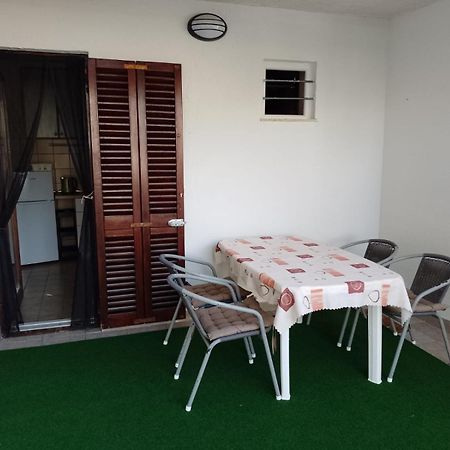 Apartmani Nik ビビニェ エクステリア 写真