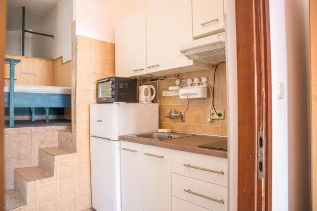 Apartmani Nik ビビニェ エクステリア 写真
