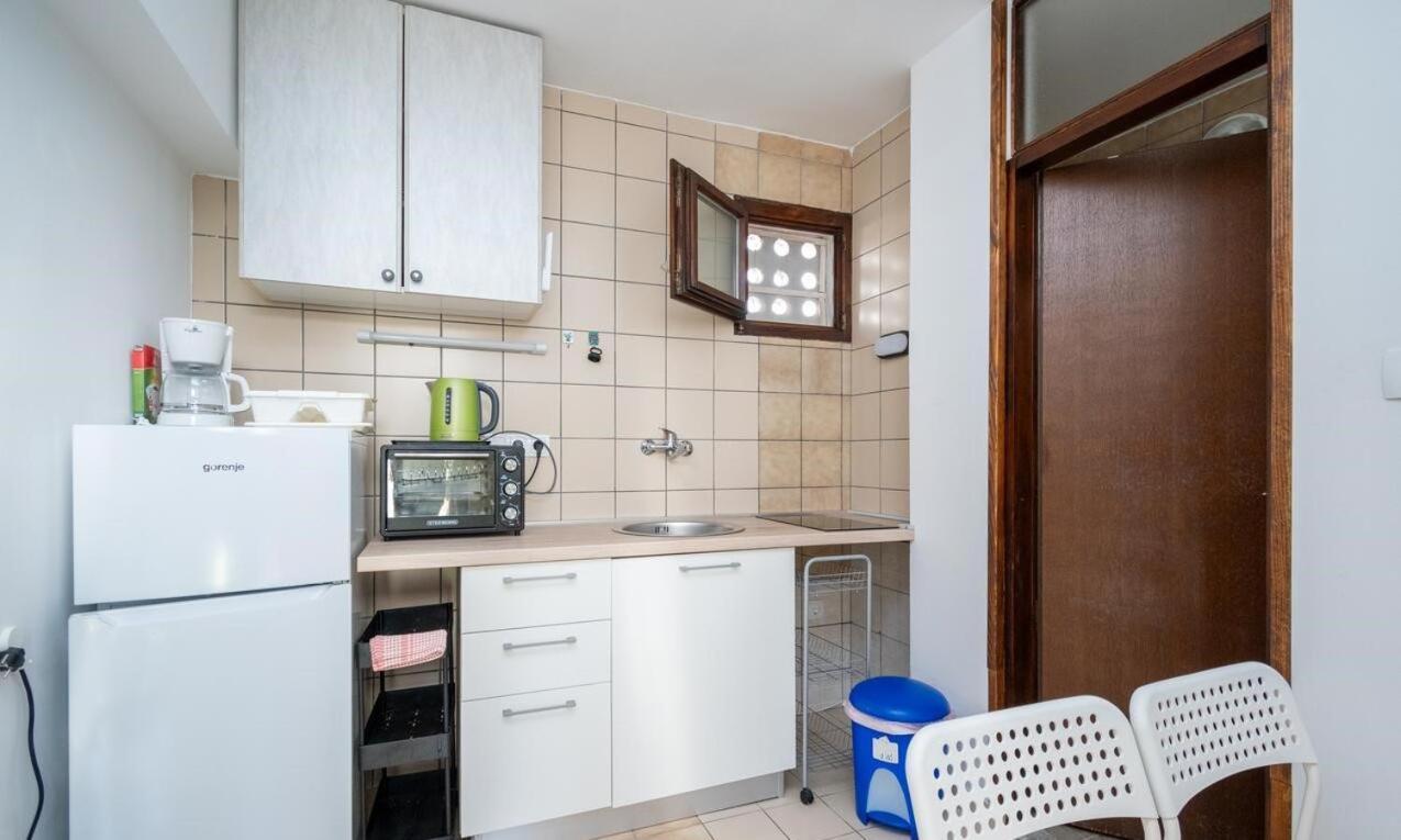 Apartmani Nik ビビニェ エクステリア 写真